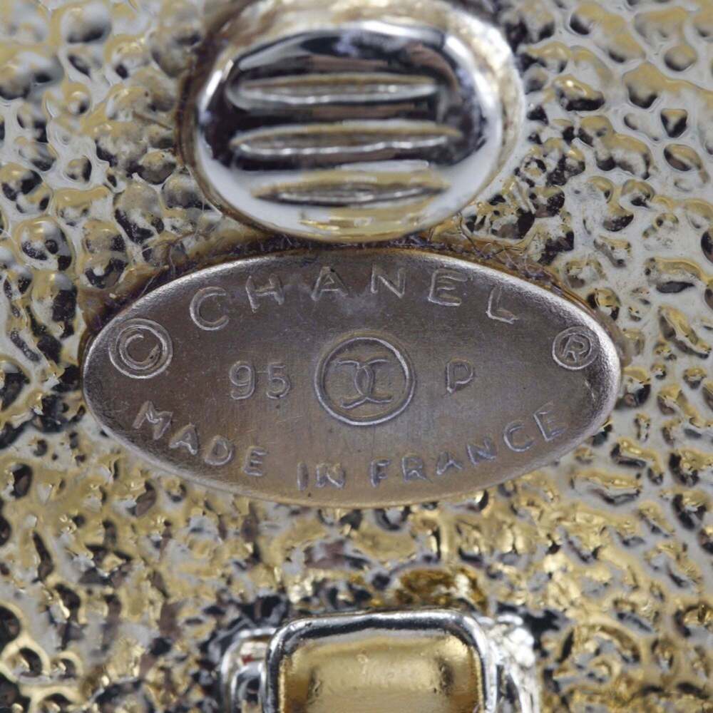 CHANEL Authentic Gold Logo Earrings - Picture 5 of 6